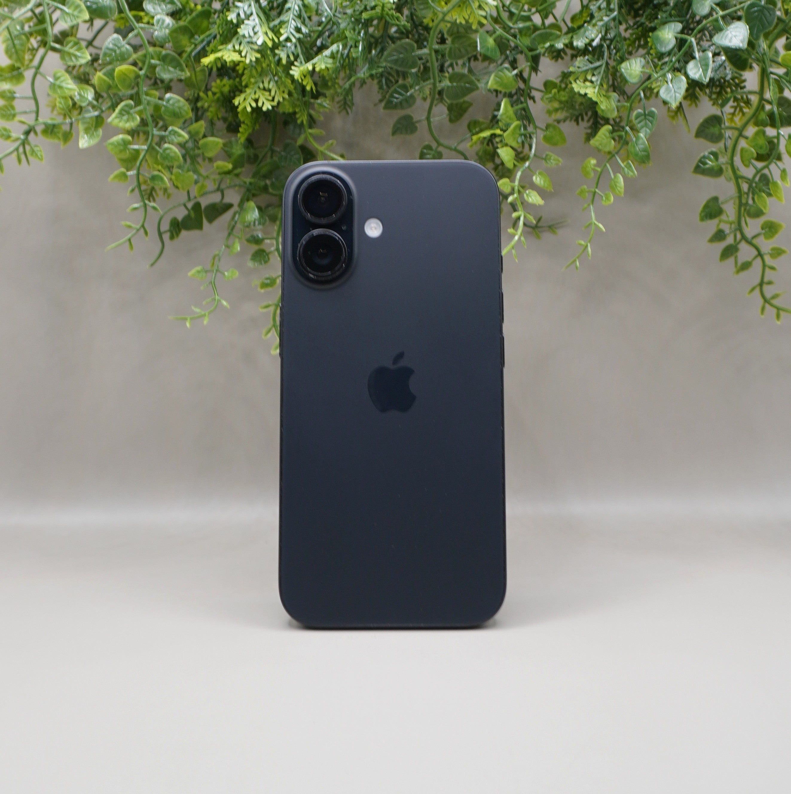 iPhone 16 - 128 Go