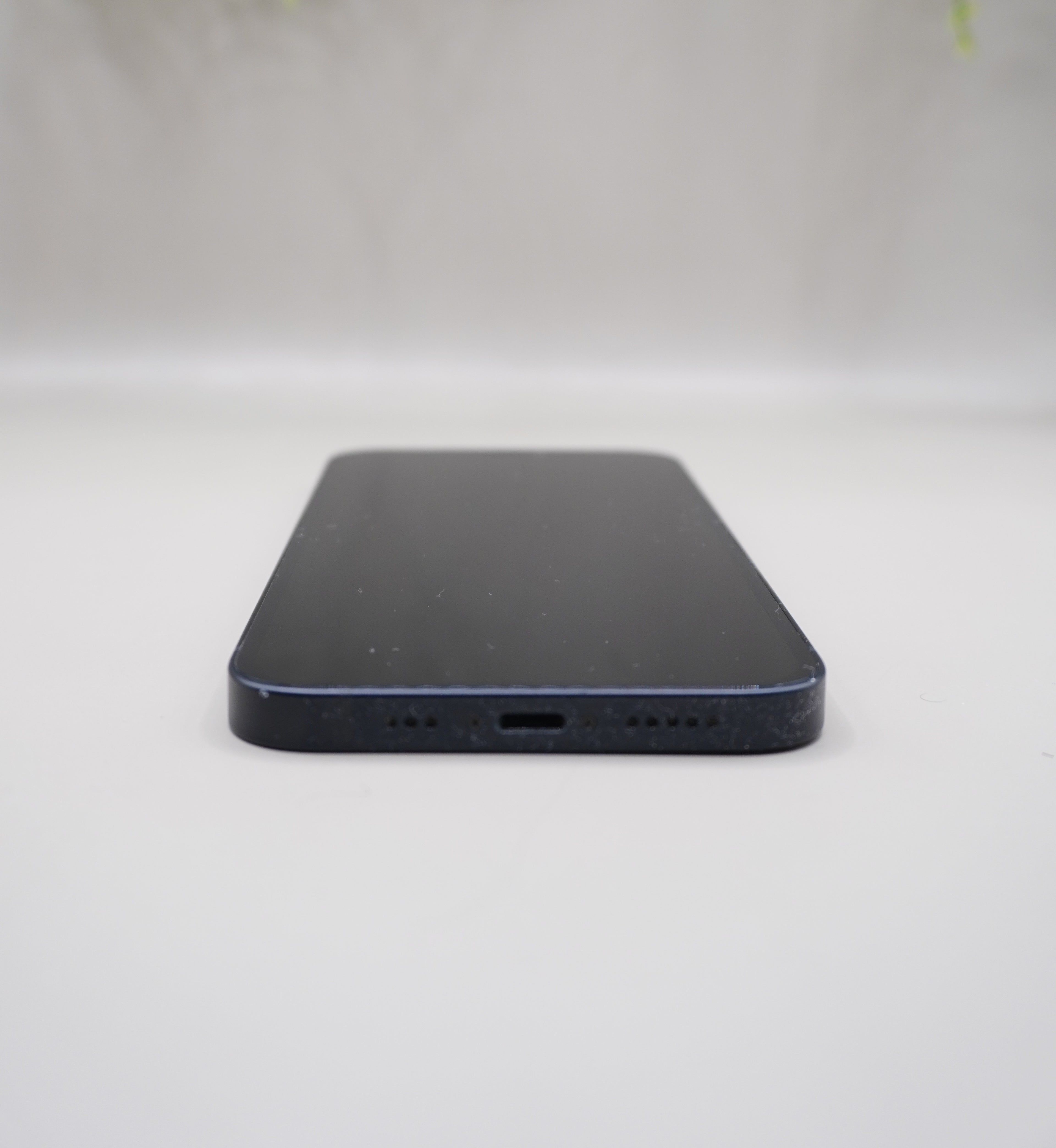 iPhone 12 - 64 Go